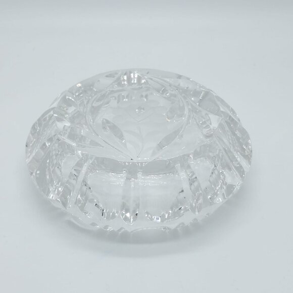 Men's Crystal Glass Cut Circular Cigar Ashtray Decor - Picture 7 of 8